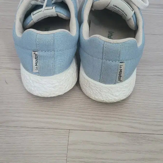 [BUNJANG] Lemont L.A. Sky Blue Sneakers Size 230 / 르무통 하늘색 스니커즈 230
