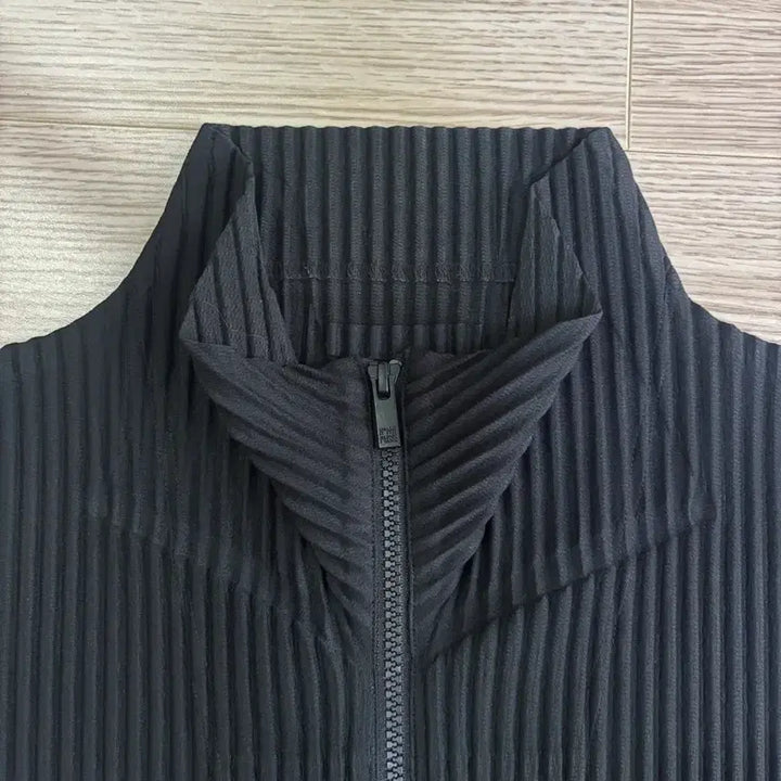 [BUNJANG] Homme Plissé Issey Miyake Zip-Up Black Size 3 / 이세이미야케 옴므플리세 집업 블랙 3size