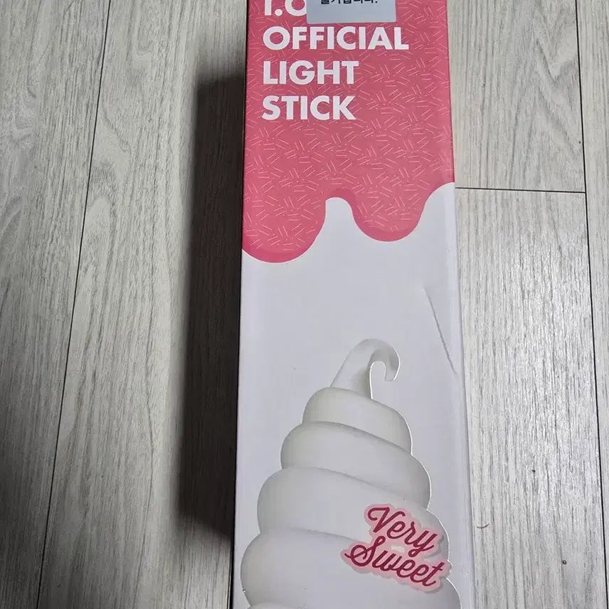 [SOLD OUT] 아이오아이 공식 응원봉
