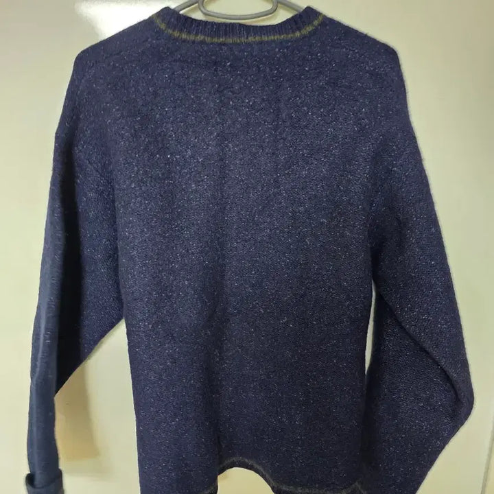 [BUNJANG] FILA Navy V-Neck Sweater Wool Knit M / 휠라 FILA 네이비 V넥 스웨터 울 니트 m