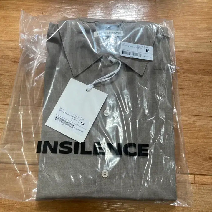 [BUNJANG] InSilence Light Wool Short Sleeve Shirt - Sand Beige (Size M) / 인사일런스 라이트 울 숏슬리브 셔츠 SAND BEIGE M사이즈