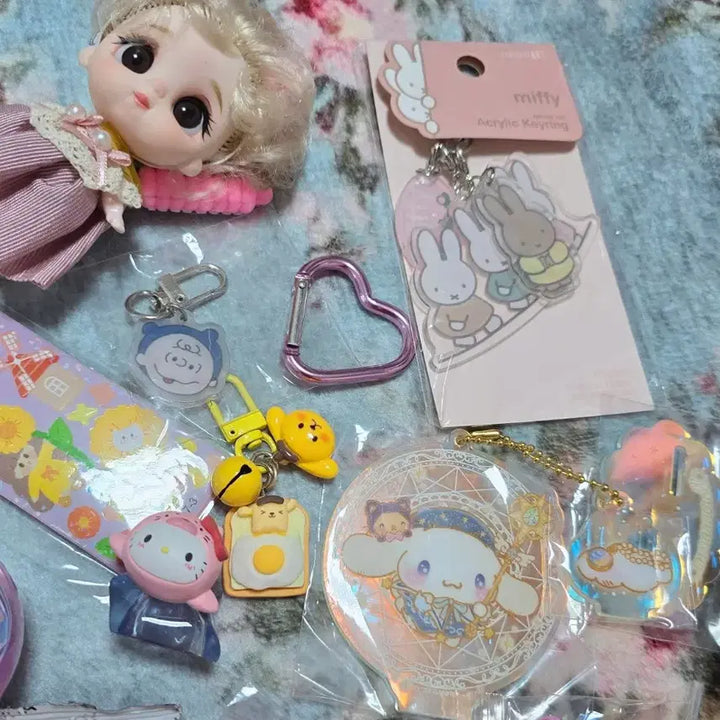 [BUNJANG] Sanrio Pochacco &amp; Miffy Keychain Bundle (New) / 정품 산리오 포차코 미피 키링 등 새상품 일괄