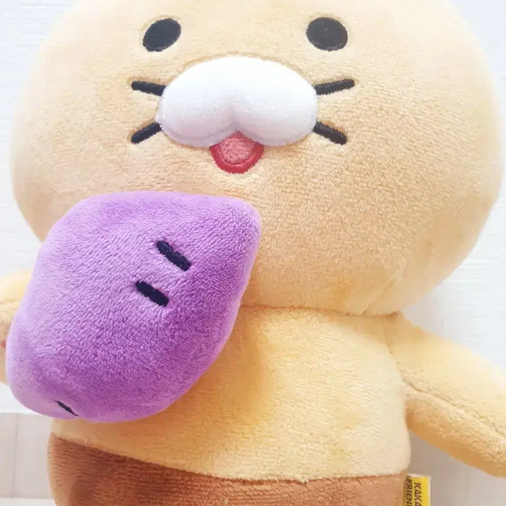 [BUNJANG] Kakao Friends Choonsik Eating Sweet Potato Medium Plush Doll / 고구마먹는 중형 춘식이 인형
