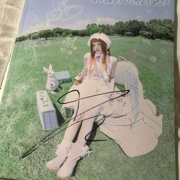 [BUNJANG]  (G)I-DLE Yuqi Signed Album / 우기 M.O. 비매 친필 싸인 앨범 YUQI sign album 아이들