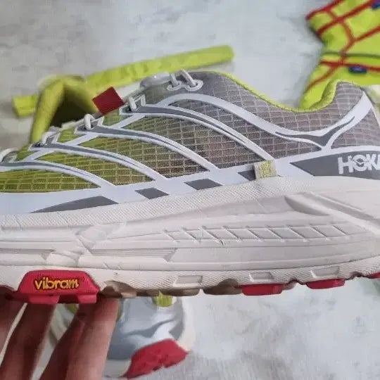 [BUNJANG] Hoka One One Mafate Speed 2 Nicole McLaughlin / 호카 오네오네 마파테 쓰리 2 니콜 맥러플린 265