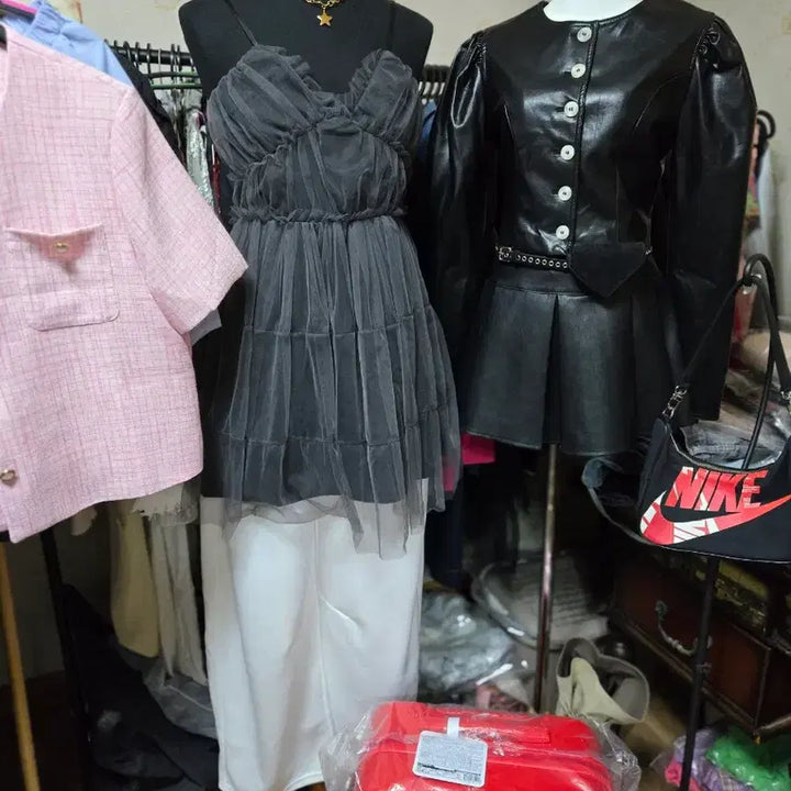 [BUNJANG] Black Tulle Strap Midi Dress with Bonus Blue Blouse / (새상품)블랙 튤 스트랩 미디원피스+(블루블라우스 선물)