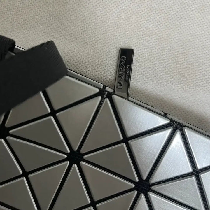 [BUNJANG] Bao Bao Silver Crossbody Bag / 바오바오 실버 크로스백