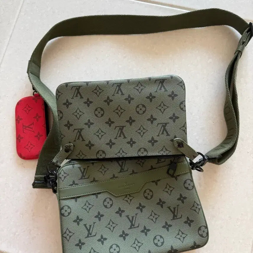 [BUNJANG] Louis Vuitton Trio Messenger Bag / 루이비통 트리오메신져