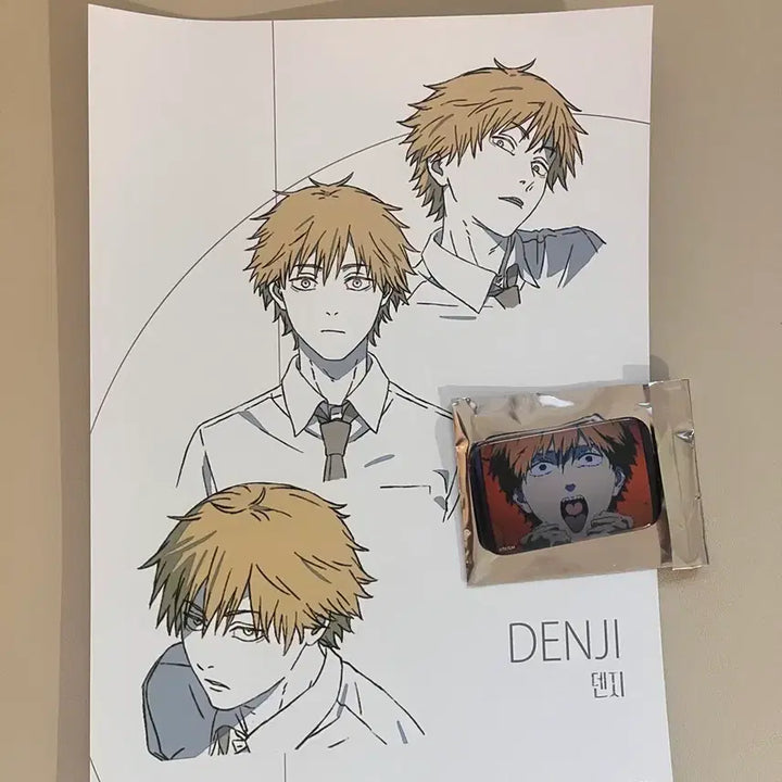 [BUNJANG] Chainsaw Man Denji Pop-up Store Special Poster &amp; Square Badge Bundle Set / 체인소맨 팝업 덴지 특전포스터 + 사각 뱃지 일괄