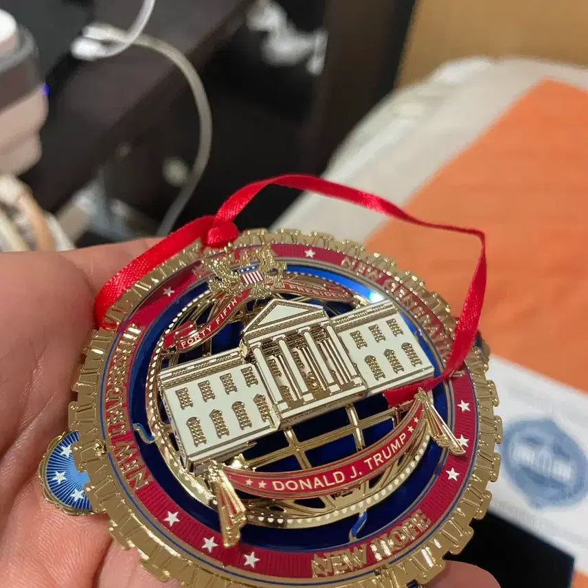 [BUNJANG] 2018 Trump Christmas Ornament White House Gift Shop / 2018년 트럼프 대통령 크리스마스 기념품 팝니다