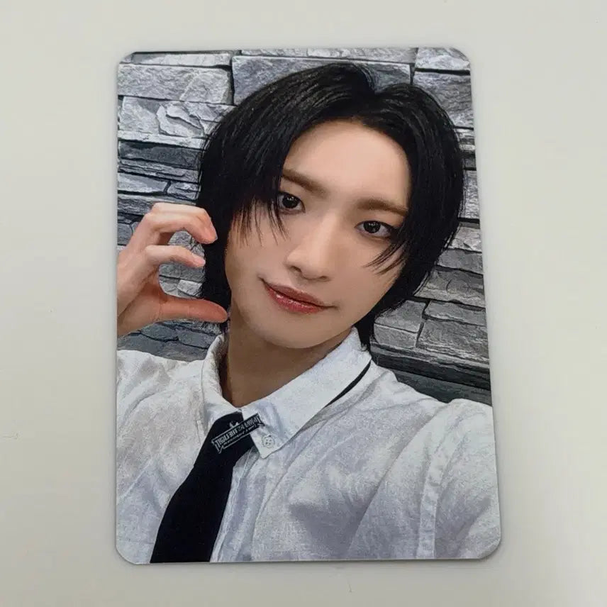[BUNJANG] ATEEZ Seonghwa hello82 Photocard / 에이티즈 성화 hello82 포카 양도