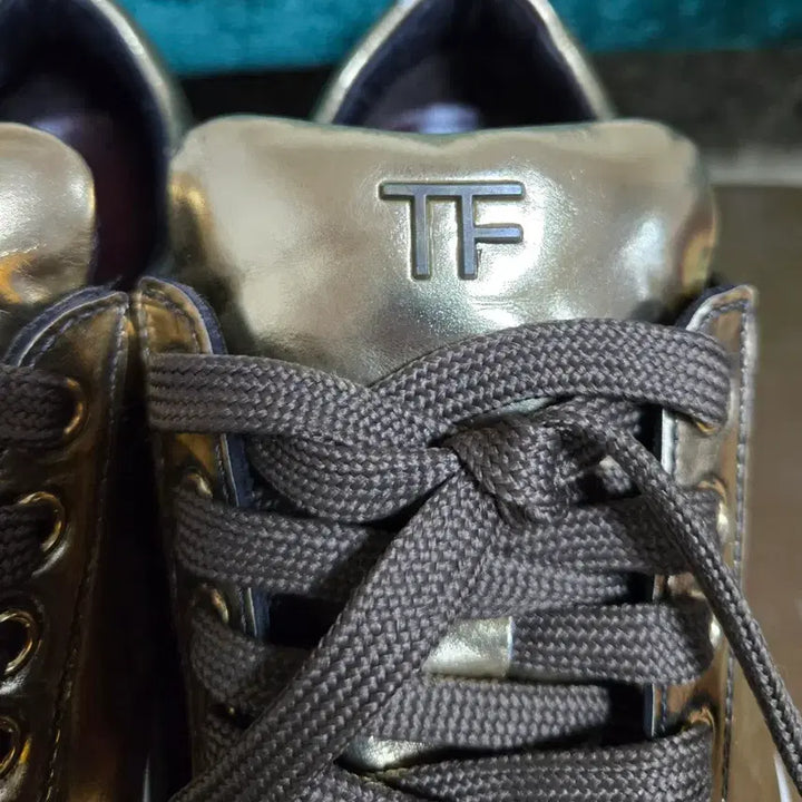 [BUNJANG] Tom Ford Metallic Gold Leather Sneakers (Size 40) / 톰포드 메탈릭 골드 스니커즈 40사이즈.