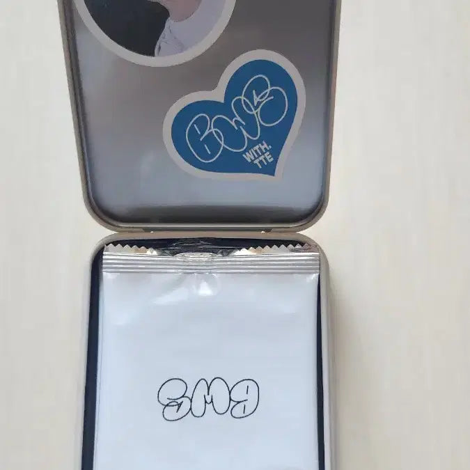 [BUNJANG] Byun Woo Seok Official Japanese Tin Case Goods / 변우석 공식 일본틴케이스굿즈