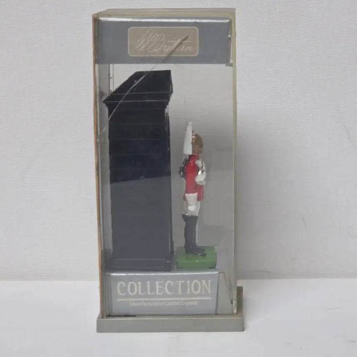 [BUNJANG] 1989 UK Guard Diecast Antique Miniature Car / 1989년 영국제품 근위병 다이캐스트 영국 앤틱 빈티지 미니카 군인