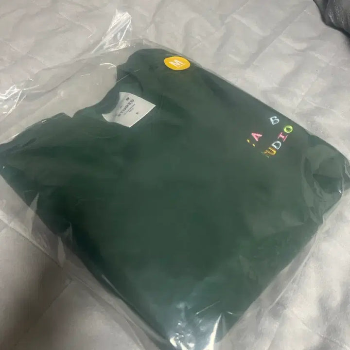 [BUNJANG] IAIB Studio Embroidered Sweatshirt Green / [M] 아이앱 스튜디오 아이앱 자수 스웨트셔츠 그린