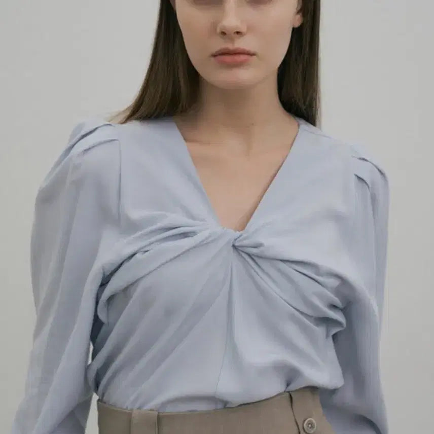 [BUNJANG] OurComos 790 Ribbon Twisted Draping Blouse / [아워코모스] 790 ribbon twisted draping 블라우스