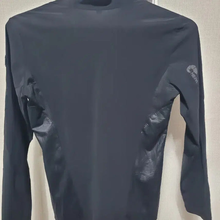 [BUNJANG] Nepa Black Sports Long-Sleeve T-Shirt Size S / 네파 블랙 스포츠 긴팔 티셔츠
