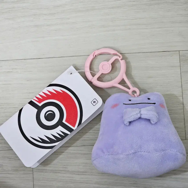 [BUNJANG] Pokemon Center Metamong Playground Mascot Keyring (Shy Metamong) / 성수 메타몽놀이터 인형 키링 - 포켓몬센터 마스코트 키링(수줍은 메타몽)