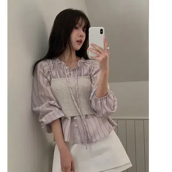 [BUNJANG] Striped Blouse / 스트라이프 블라우스 @새옷