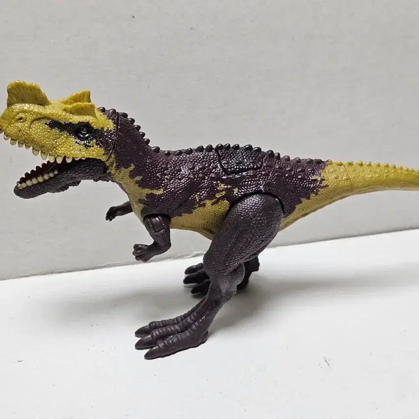 [BUNJANG] Mattel Jurassic World Strike Attack Genyodectes Dinosaur Figure / 마텔 쥬라기월드 스트라이크 어택 게니오덱테스 공룡 피규어