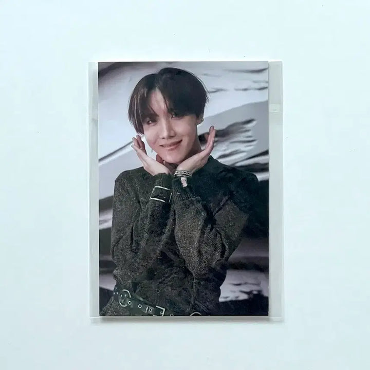 [BUNJANG] BTS J-Hope Fake Love Official Photocard / 방탄소년단 BTS 제이홉 정호석 jhope 페이크러브 페이크럽 공방 포카