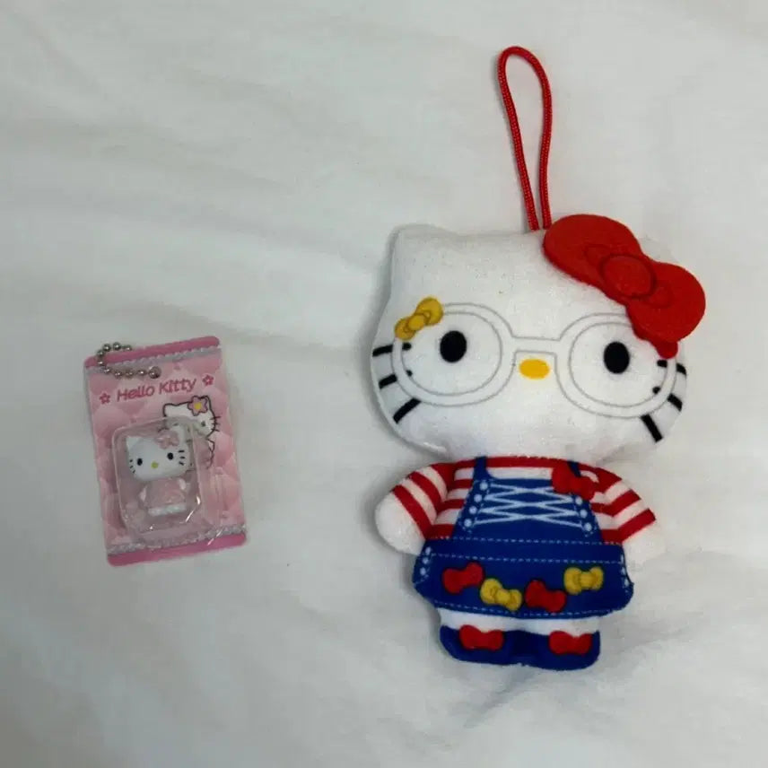[BUNJANG] Hello Kitty McDo Toy Keychain &amp; Quilt Miniature Gachapon Bundle Set / 핼로키티 맥토이 인형키링+퀼트미니어쳐 가챠 일괄