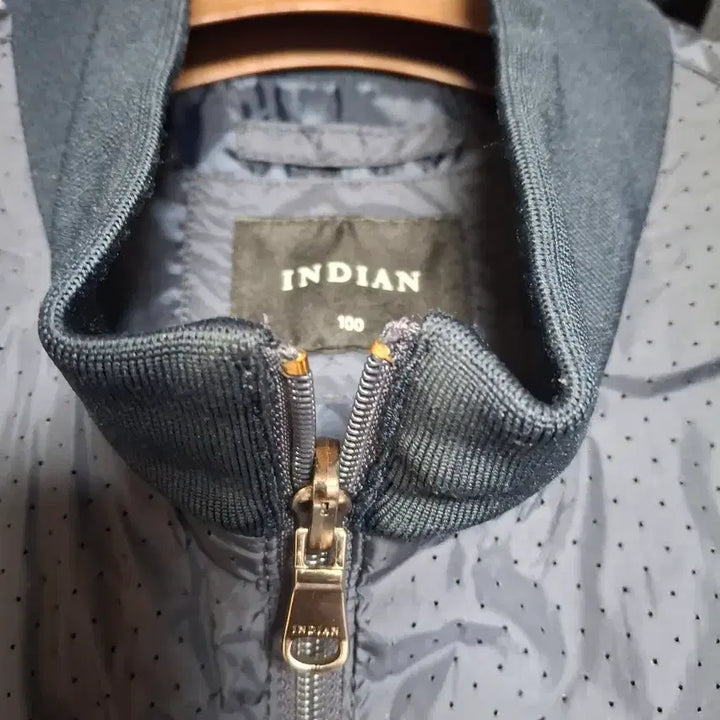 [BUNJANG] Indian Mode Mesh Vest - Size 100 / 인디안 모드 메쉬 조끼 100사이즈