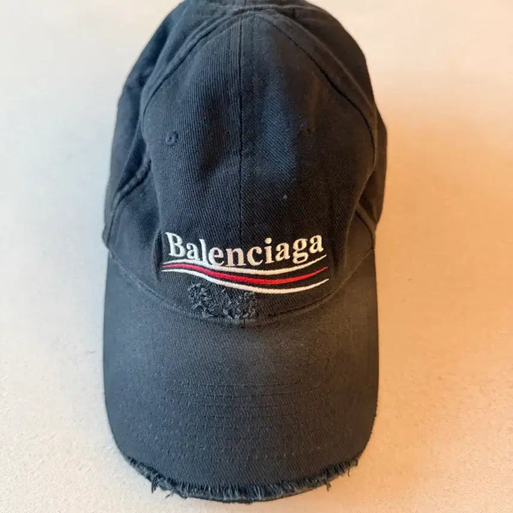 [BUNJANG] Balenciaga Political Campaign Destroyed Cap Black / 발렌시아가 폴리티컬 캠페인 디스트로이드 캡 블랙