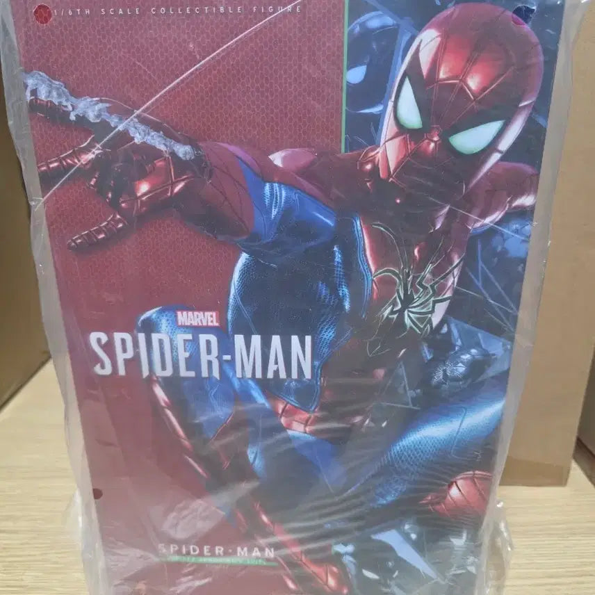 [BUNJANG] Hot Toys Marvel Spider-Man Armor Mark VI Suit Figure (Ex-Display, Pre-Opened) / 핫토이 마블 스파이더맨 아머 마크6 슈트 피규어 (개봉전시품)