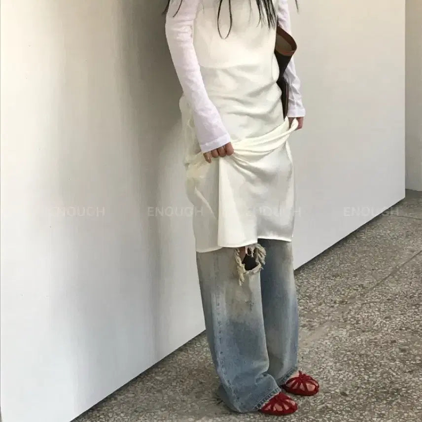 [SOLD OUT] 새상품)무료배송 WE ARE 아웃핏 마크들리 푸어샵 더무이 위아