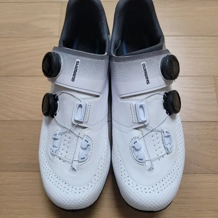 [BUNJANG] Shimano RC702 Road Cleat Shoes with Shimano Ultegra PD-R8000 Pedals / 시마노 RC702 로드클릿슈즈+시마노 울테그라 페달 판매합니다