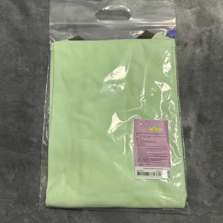 [BUNJANG] NCT WISH Jaehee Everwish Everland Half-Sleeve T-Shirt / 엔시티위시 댕트리버 재희 반팔 티셔츠 에버위시 에버랜드 단순개봉