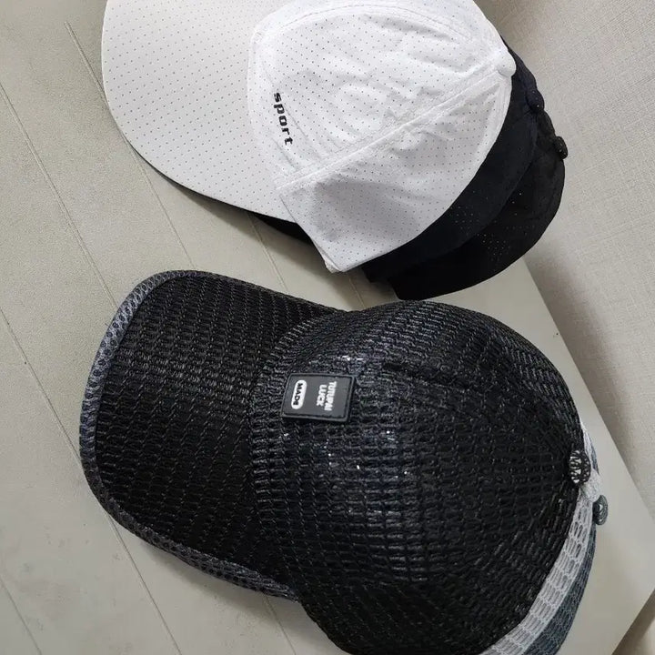 [BUNJANG] Mesh Cap Hat (Black, Gray, White) - 3 Color Set / 메쉬캡 모자 블랙/회색/흰색 3종