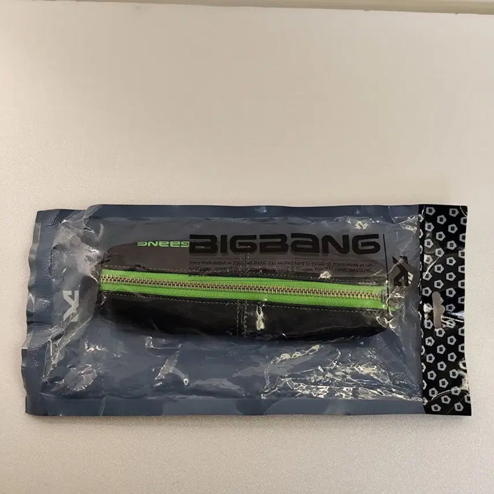 [BUNJANG] BIGBANG GD PVC Zipper Pencil Case (Sealed) / [미개봉] 빅뱅 PVC 절개방식 필통-블랙