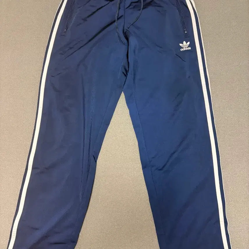 [BUNJANG] Adidas Firebird Navy L Pants / 아디다스 파이어버드 네이비 L 팬츠