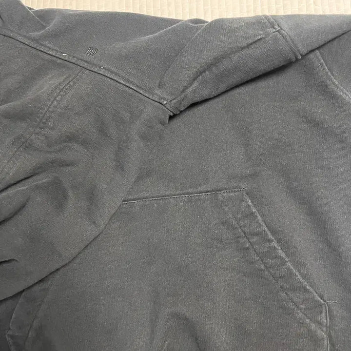 [BUNJANG] Ami Signature Logo Hoodie / 아미 후드티 m