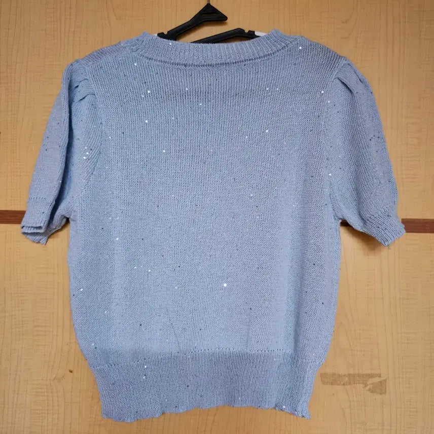 [BUNJANG] Cherry Embroidered Short Sleeve Knit - Sky Blue / 체리 자수 반팔 니트 하늘색