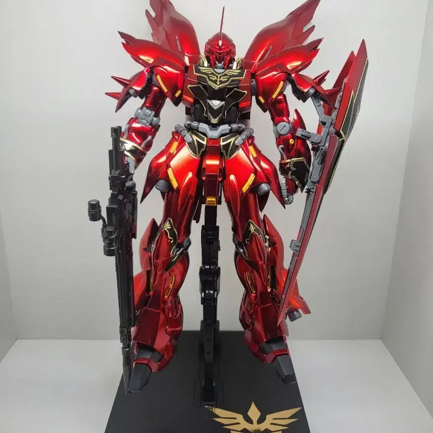 [BUNJANG] Bandai MG 1/100 Sinanju Titanium Finish Model Kit / 반다이 MG  1 / 100 시난주 티타늄 피니쉬