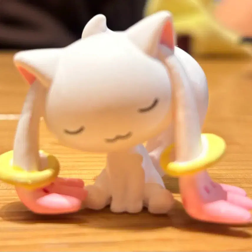 [BUNJANG] Madoka Magica Kyubey Shoulder Figure / 마마마 큐베 어깨쿵 피규어 판매