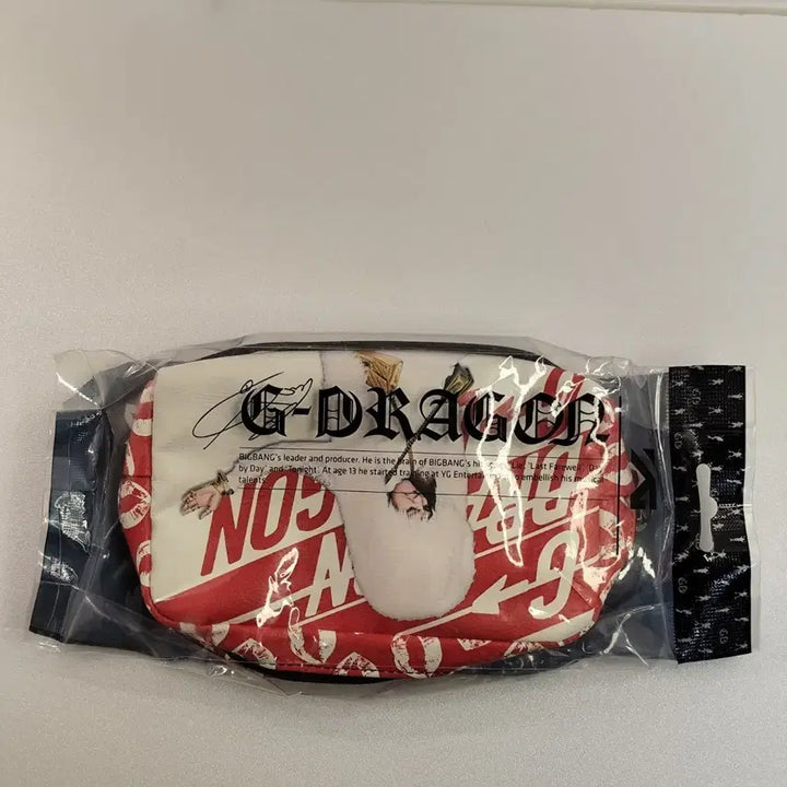 [BUNJANG] BIGBANG G-DRAGON PVC Square Pouch (Sealed) / [미개봉] 빅뱅 GD 사각 파우치