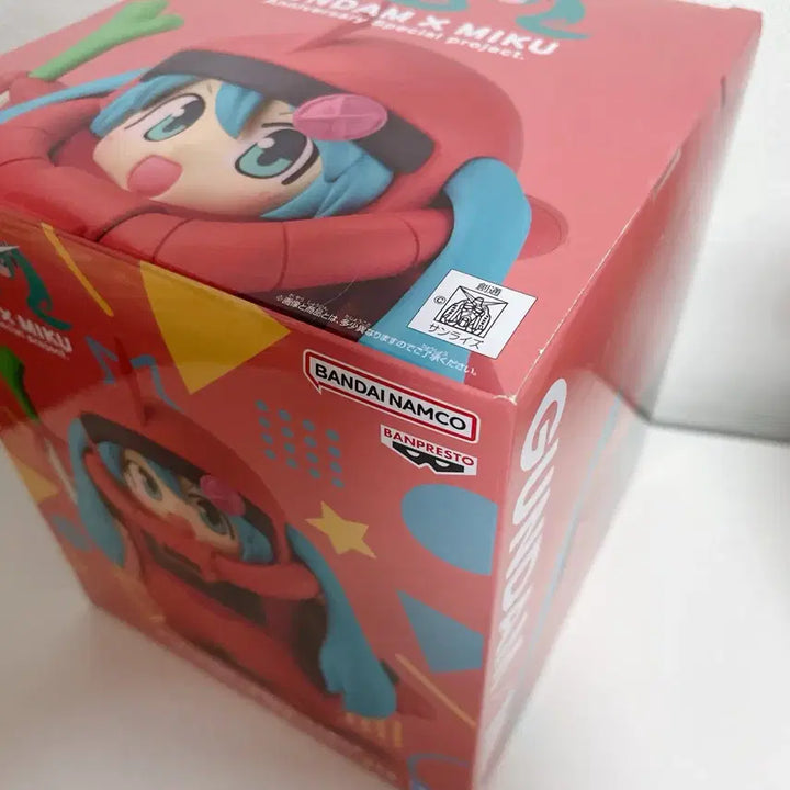 [BUNJANG] Hatsune Miku Gundam 45th Anniversary Figure (Sealed) / 미개봉 하츠네 미쿠 건담 45주년 피규어