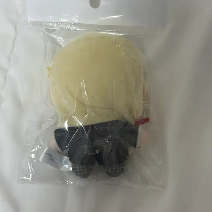 [BUNJANG] Black Butler Dormitory Arc Redmond Plush &amp; Blueair Badge Set / 흑집사 기숙사편 레드몬드 누이, 블루어 뱃지 판매