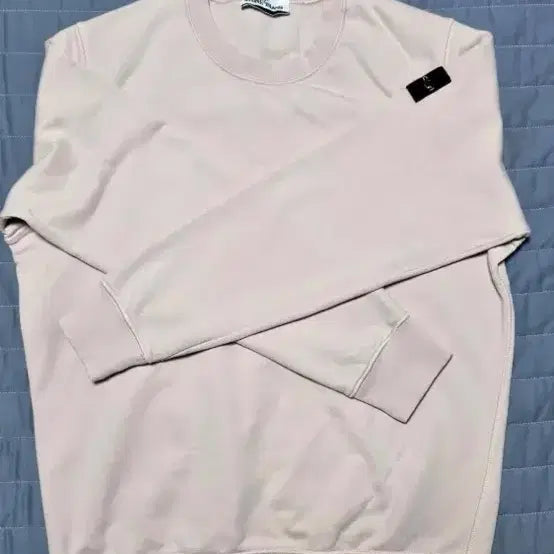 [BUNJANG] Stone Island Crewneck Sweatshirt Baby Pink XL / (XL) 스톤아일랜드 맨투맨 베이비핑크