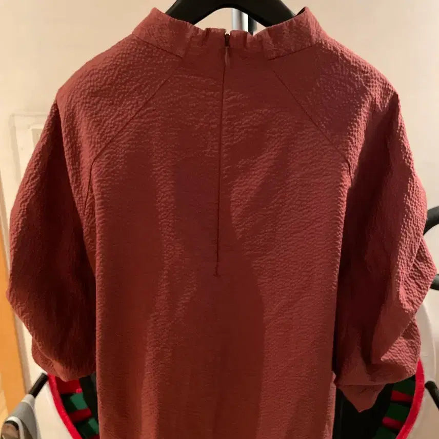 [BUNJANG] COS Cotton Textured Frill Blouse Size 36 / COS 코스 코튼 텍스처 프릴 블라우스 36
