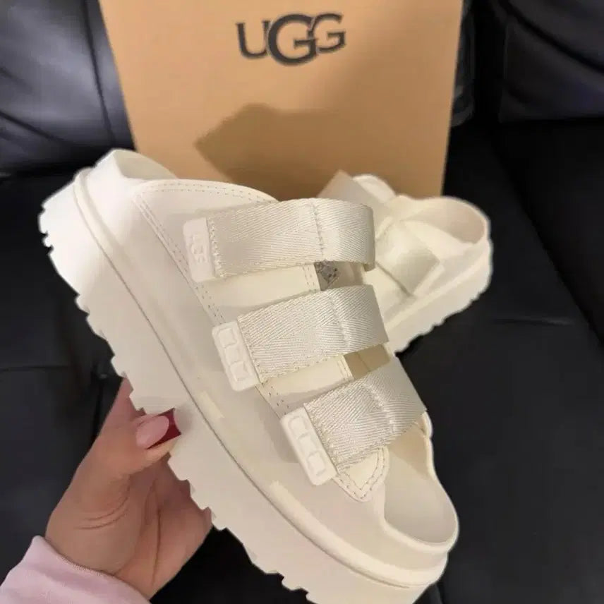 [BUNJANG] UGG Golden Glow Slipper / 어그 골든글로우 슬리퍼