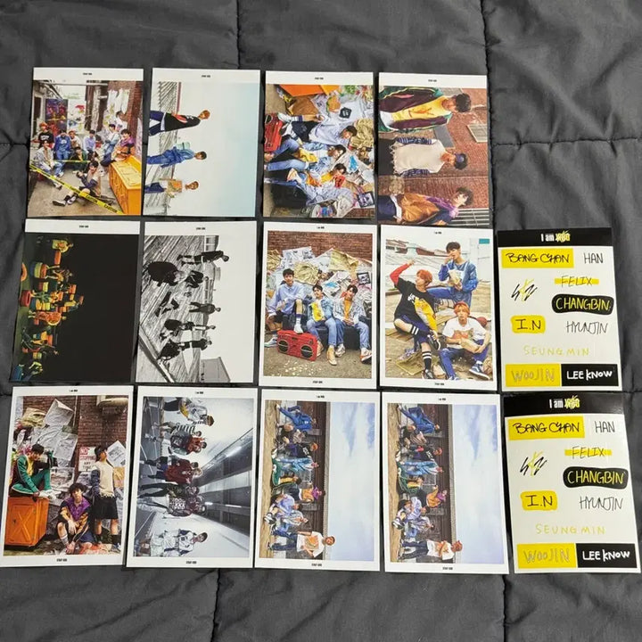 [BUNJANG] Stray Kids I am WHO Group Postcard Set (12 pcs) + Sticker Set (2 pcs) Bundle Set / 스트레이키즈 단체 아엠후 앨포 엽서 12장 + 스티커 2장 일괄