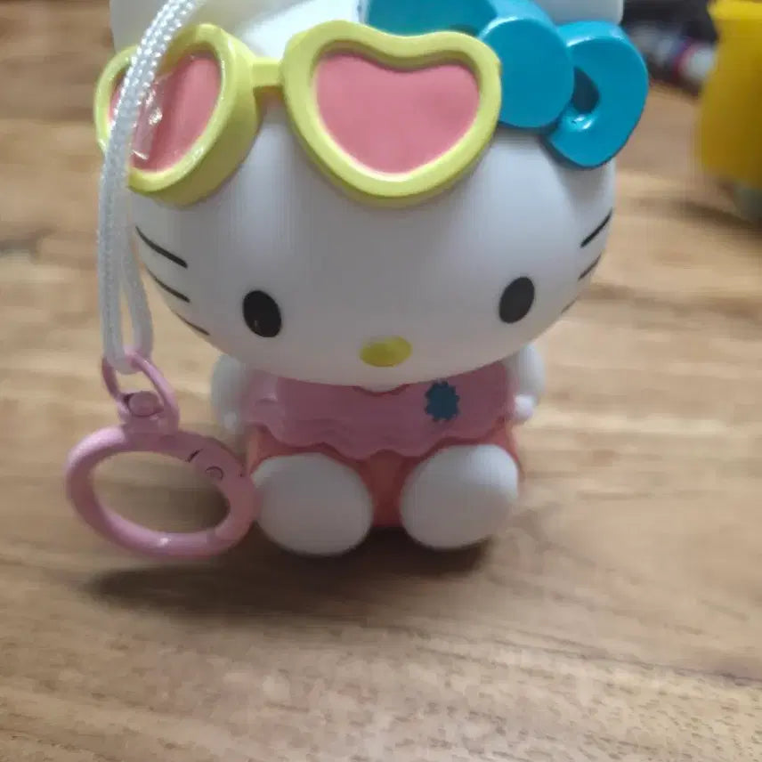 [BUNJANG] Hello Kitty Tanning Figure - Swimsuit Version / 헬로키티태닝 피규어 수영복 버전