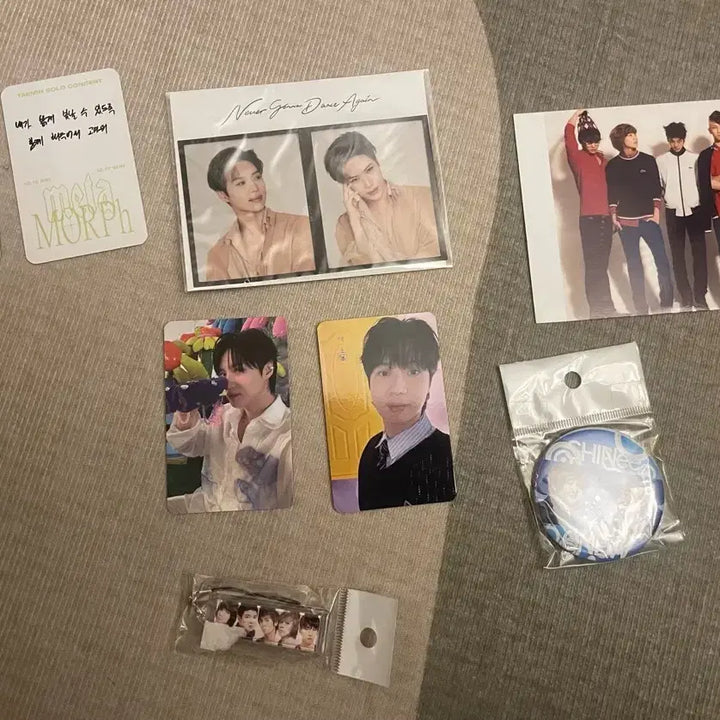 [BUNJANG] SHINee Taemin Merchandise Photocard, Badge, Keyring Bundle Set / 샤이니(태민) 굿즈 포토카드 뱃지 등