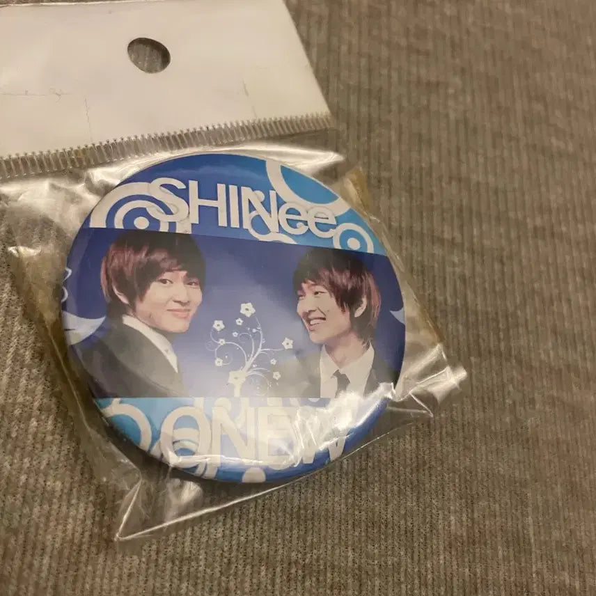 [BUNJANG] SHINee Taemin Merchandise Photocard, Badge, Keyring Bundle Set / 샤이니(태민) 굿즈 포토카드 뱃지 등