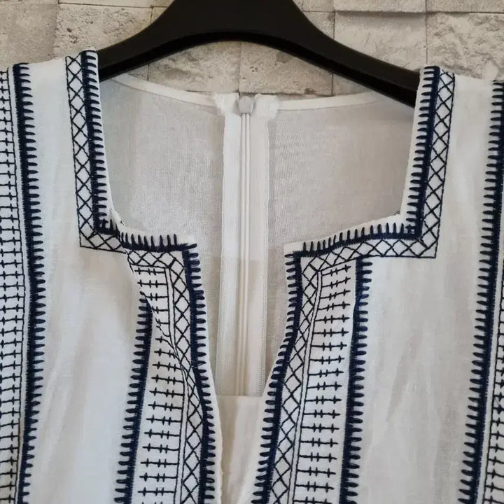 [BUNJANG] White Embroidery Linen Blend Long Dress / 화이트 자수 린넨혼방 롱원피스